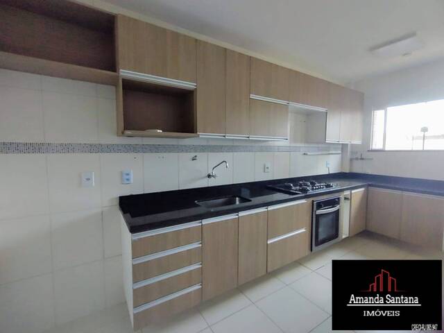 #202 - Apartamento para Venda em São Pedro da Aldeia - RJ - 2